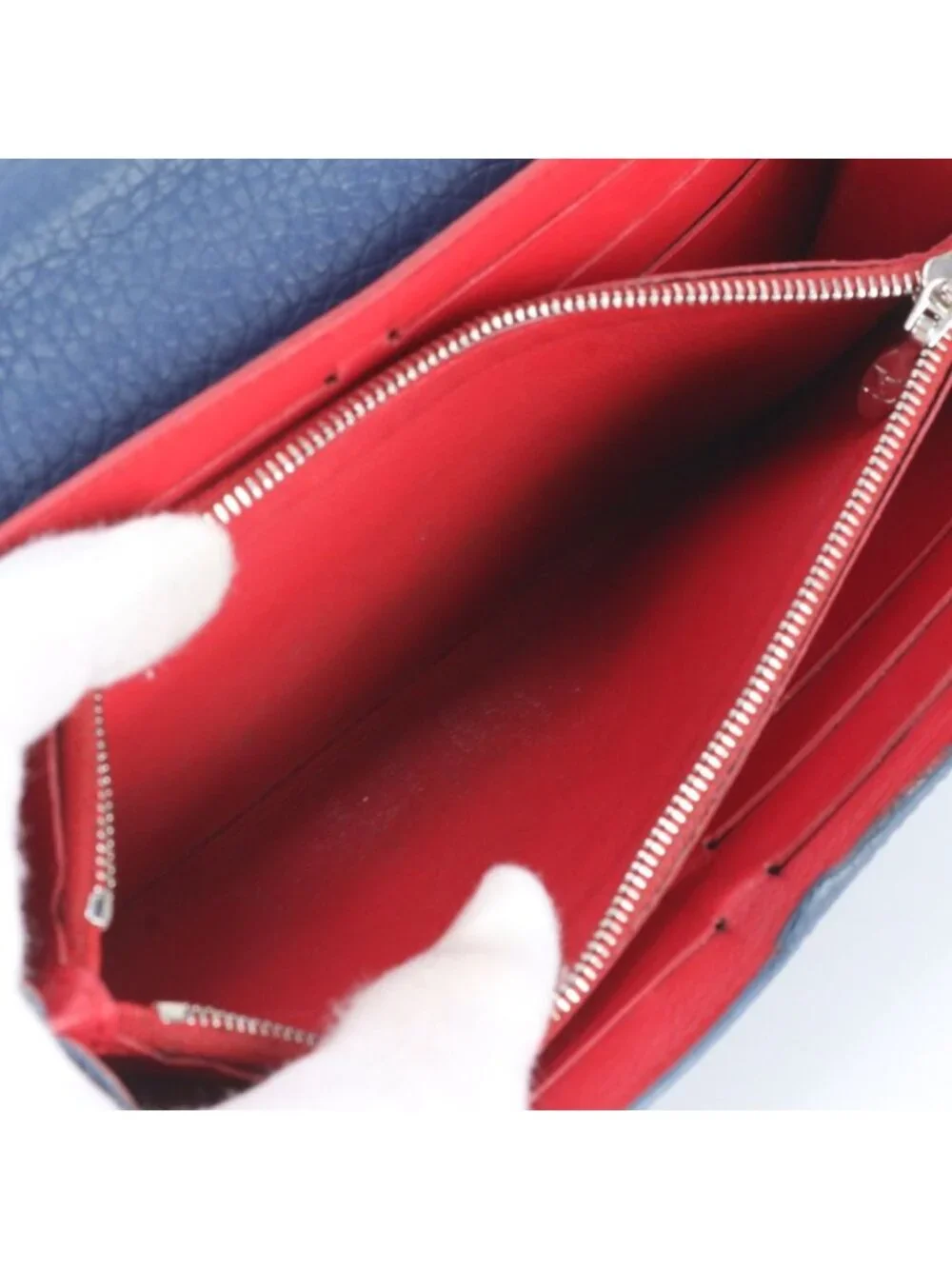 Louis Vuitton Cuir Taurillon Leather Portefeuille Capucines Wallet